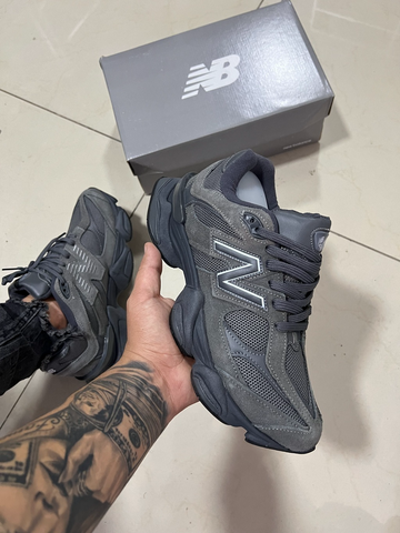 New 9060 Unisex - Gris/Negro (Lanzamiento)