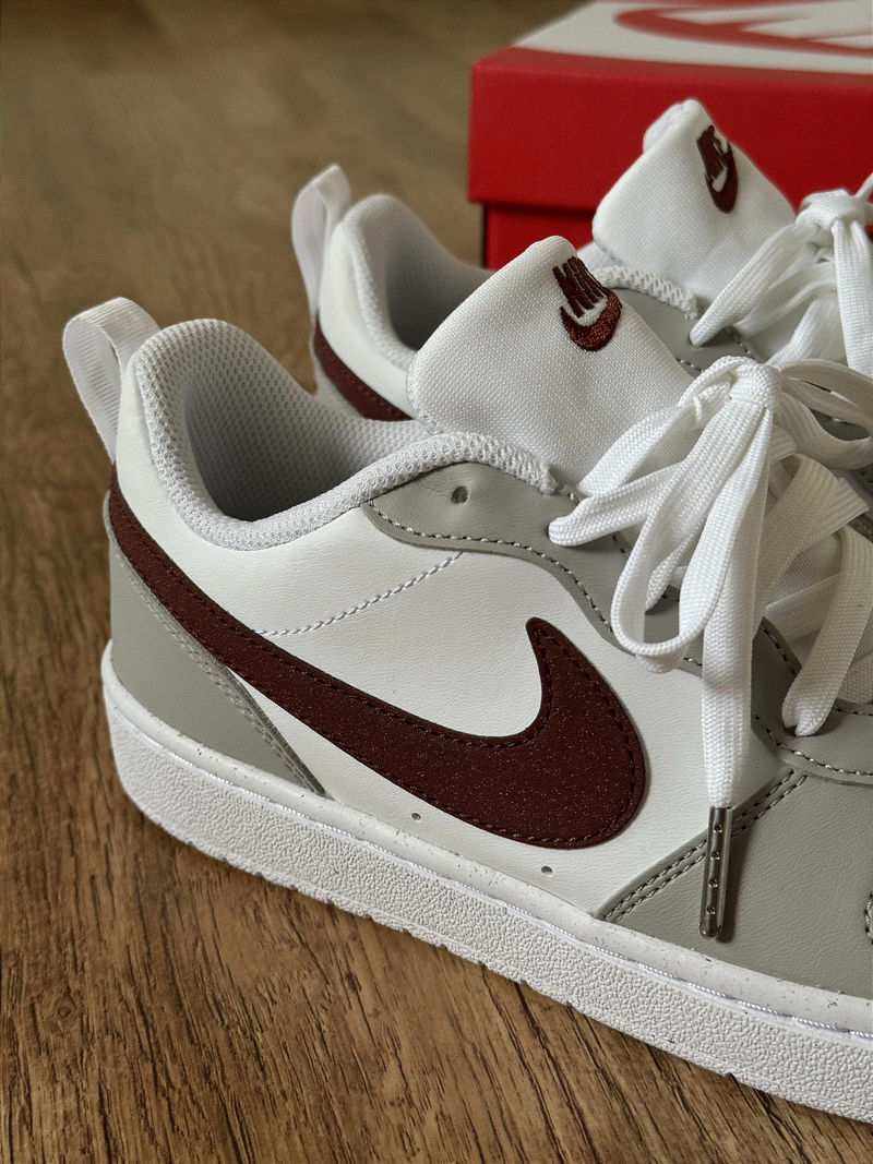 NK Court Borough Unisex (Mineral de hierro)