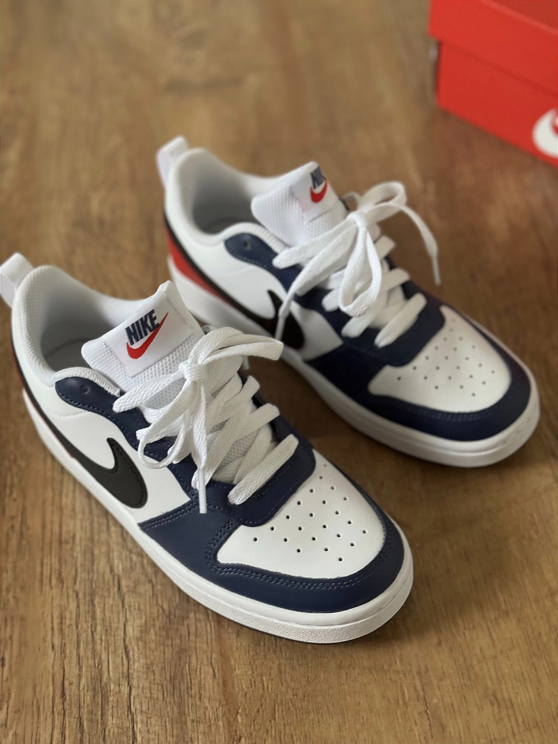 NK Court Borough Unisex (blanco/rojo/marino)